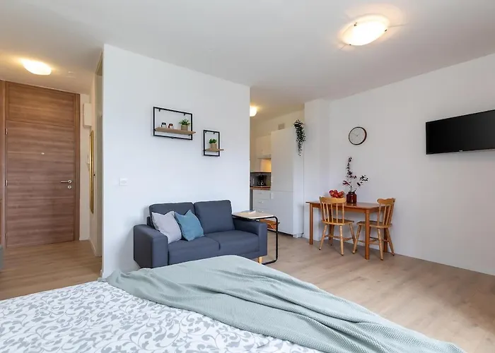 Lea With Free Bikes アパート