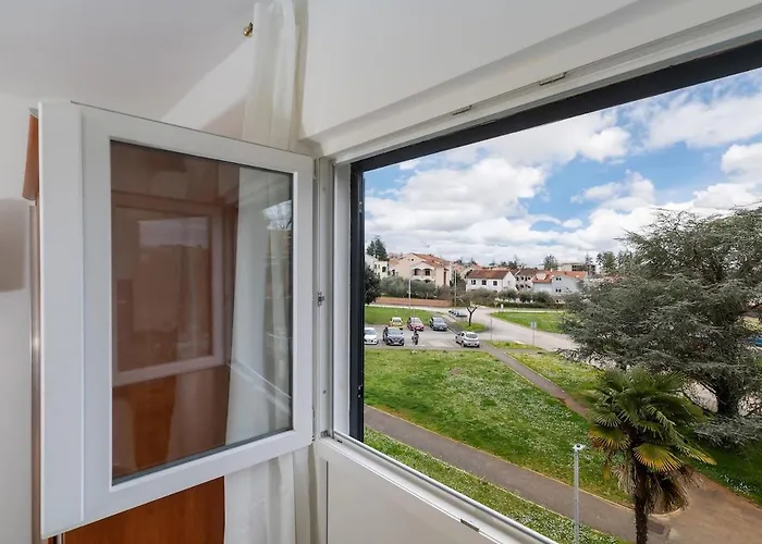 Lea With Free Bikes 公寓 波雷奇