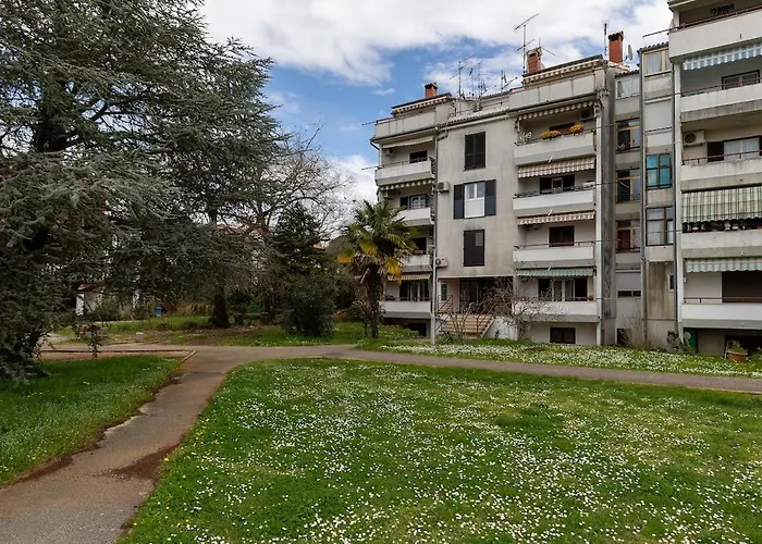 Lea With Free Bikes 公寓